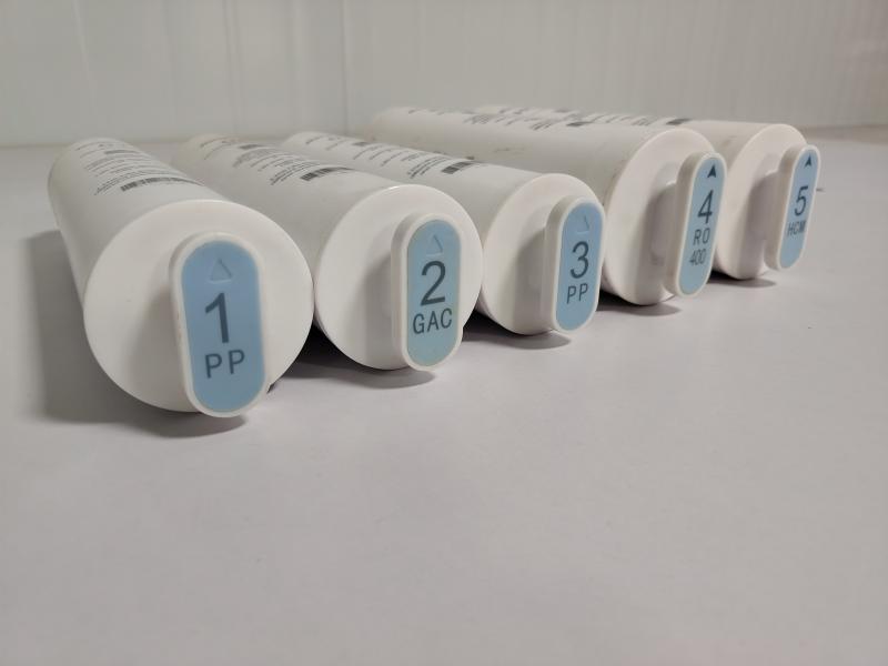 Vi har med succes eksporteret en fuld beholder med vandrenserfilterelementer og tilhørende tilbehør.